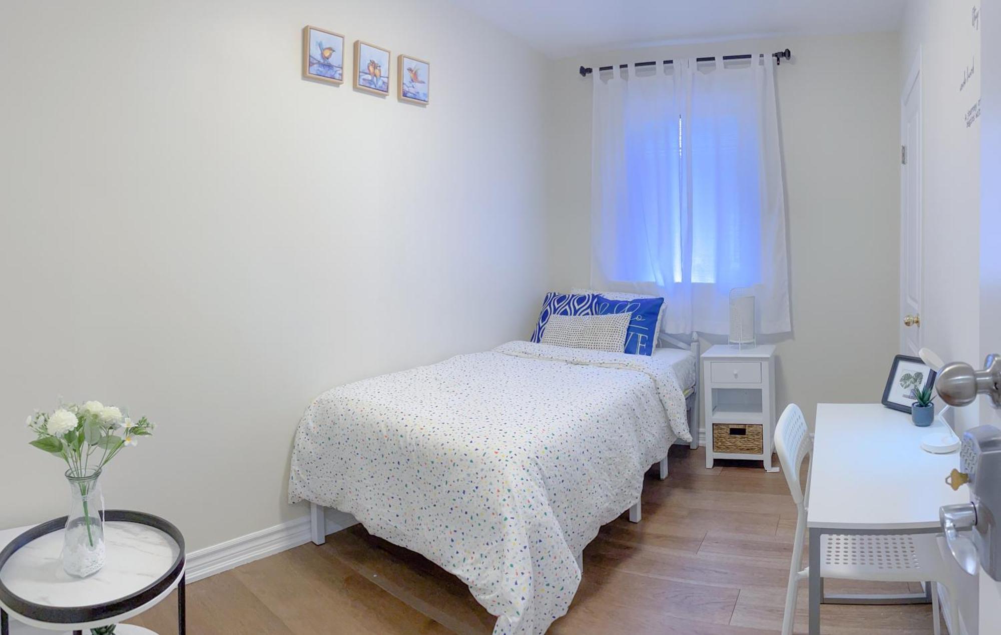 Newly-Renovated 3Br House, 12 Minutes To Airport Daire Toronto Dış mekan fotoğraf
