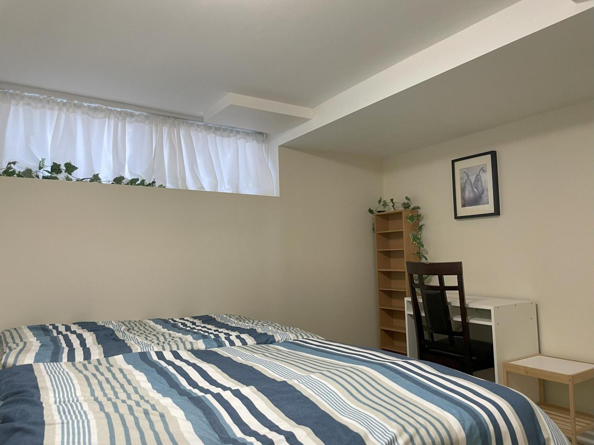 Newly-Renovated 3Br House, 12 Minutes To Airport Daire Toronto Dış mekan fotoğraf