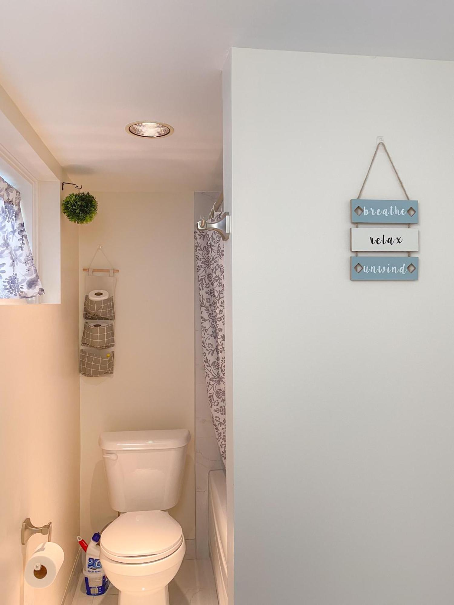 Newly-Renovated 3Br House, 12 Minutes To Airport Daire Toronto Dış mekan fotoğraf